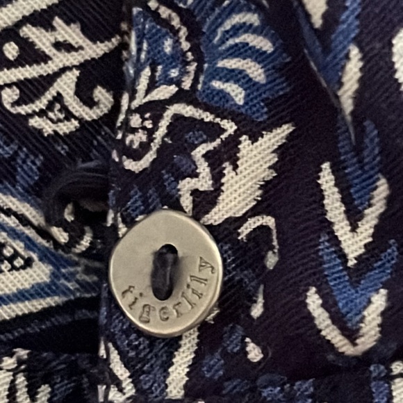 TIGERLILY Adalie Blue V Neck Long Sleeve Tie Front Crop Top NWT - Picture 12 of 12